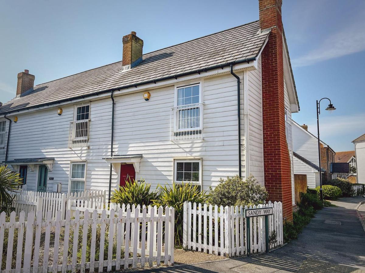Tradewinds Villa Camber Eksteriør bilde