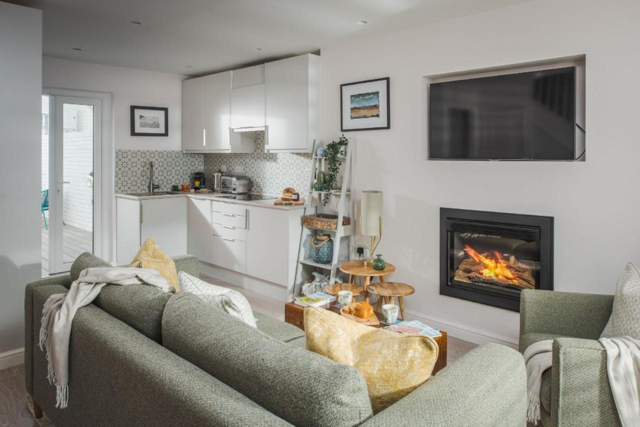 Tradewinds Villa Camber Eksteriør bilde