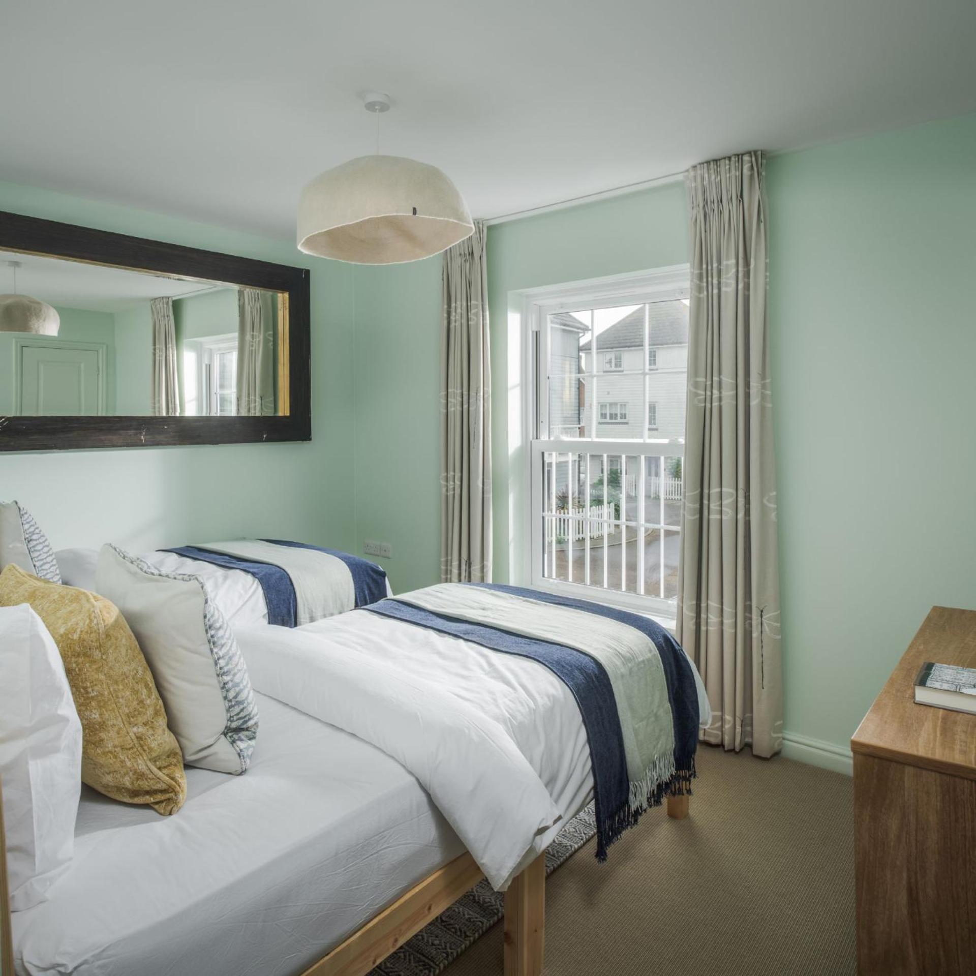 Tradewinds Villa Camber Eksteriør bilde